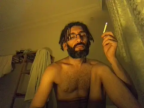 Snapshot of Addicted_Avocado chatting on July 13, 2026, 12:32 am Addicted Avocado online show from July 13, 2026, 12:32 am