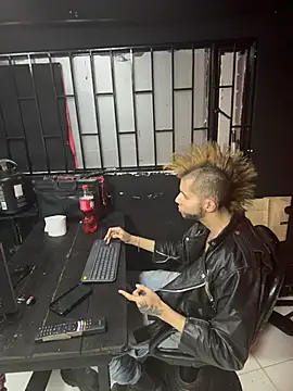 Snapshot of Master_rudeboy chatting on November 17, 2025, 11:53 pm Master rudeboy online show from November 17, 2025, 11:53 pm