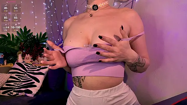 Snapshot of xwiuiwx chatting on March 27, 2026, 3:02 pm xwiuiwx online show from March 27, 2026, 3:02 pm