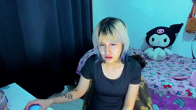 Snapshot of Akane-Mou chatting on July 25, 2026, 2:30 am Akane-Mou online show from July 25, 2026, 2:30 am