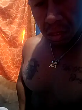 Snapshot of ivandignity chatting on March 10, 2025, 2:37 pm ivandignity online show from March 10, 2025, 2:37 pm