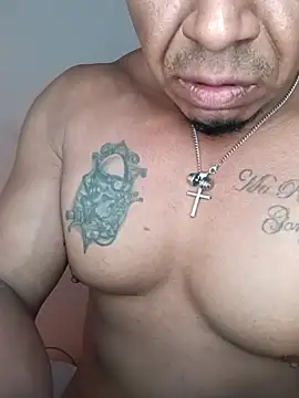 Snapshot of ivandignity chatting on February 5, 2026, 10:16 pm ivandignity online show from February 5, 2026, 10:16 pm