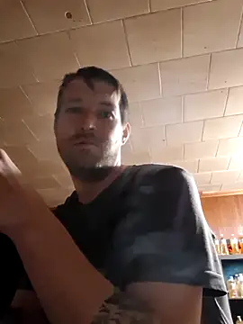 Papakyu96xh online show from April 21, 2026, 3:35 am