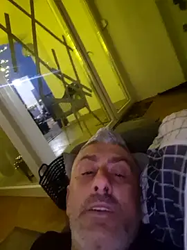 Snapshot of DildoG45 chatting on December 19, 2025, 3:47 pm DildoG45 online show from December 19, 2025, 3:47 pm