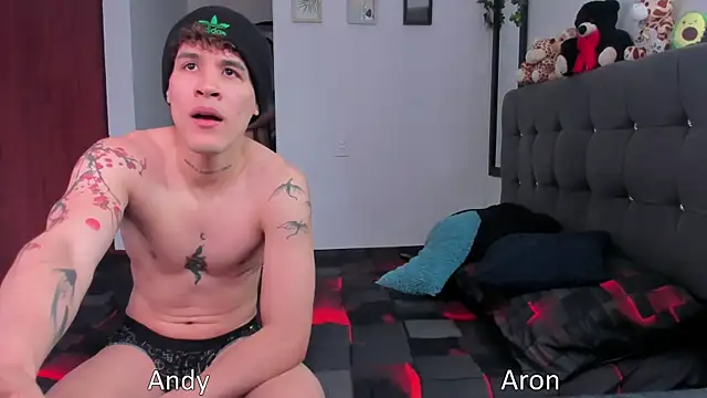 Snapshot of andybxby chatting on October 8, 2025, 5:24 pm andybxby online show from October 8, 2025, 5:24 pm