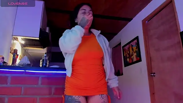 Snapshot of ink_demonxxx chatting on September 19, 2025, 5:33 am ink demonxxx online show from September 19, 2025, 5:33 am