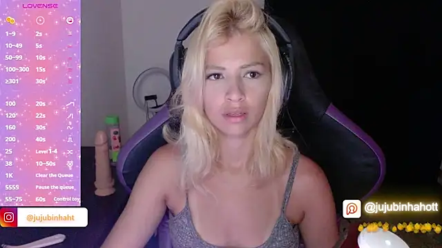 Snapshot of jujubinhahot chatting on November 8, 2025, 7:23 am jujubinhahot online show from November 8, 2025, 7:23 am