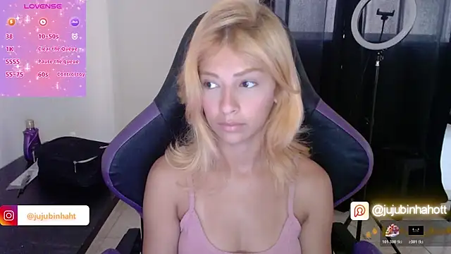 Snapshot of jujubinhahot chatting on November 27, 2025, 8:26 am jujubinhahot online show from November 27, 2025, 8:26 am