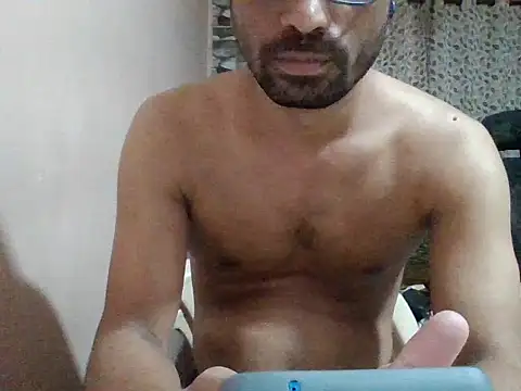 sexx4 online show from June 13, 2026, 9:24 pm