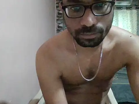 Snapshot of sexx4 chatting on November 17, 2025, 6:28 am sexx4 online show from November 17, 2025, 6:28 am