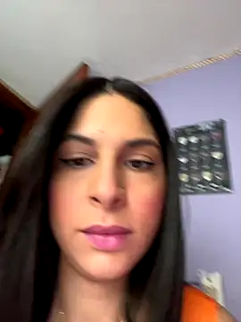 Snapshot of charlotte_stevenss_ chatting on October 31, 2025, 2:46 pm charlotte stevenss online show from October 31, 2025, 2:46 pm