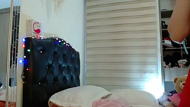 gooddes303salome online show from November 27, 2025, 8:20 pm