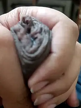 wrong man25 online show from April 6, 2026, 11:50 pm