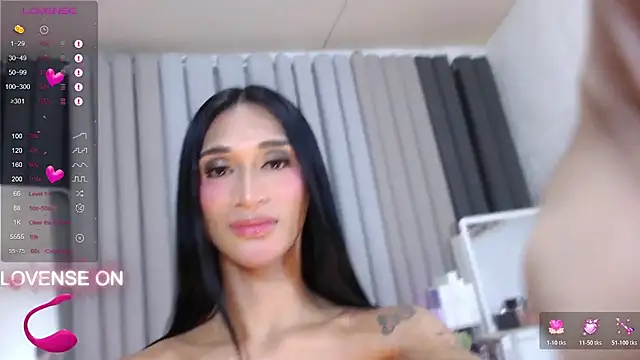 Snapshot of Unforttable_Anisha chatting on October 18, 2025, 5:42 am Unforttable Anisha online show from October 18, 2025, 5:42 am