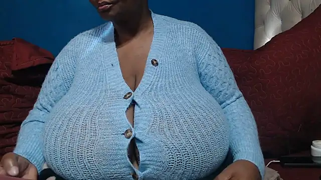 Snapshot of CUTEFIRMMELONSS chatting on May 25, 2026, 7:07 am CUTEFIRMMELONSS online show from May 25, 2026, 7:07 am
