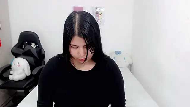 Snapshot of Youlittlepervertt_ chatting on February 23, 2025, 4:50 am Youlittlepervertt online show from February 23, 2025, 4:50 am