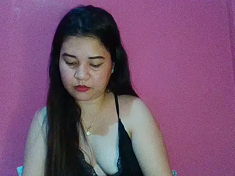 Snapshot of cutie_jane2022 chatting on April 10, 2026, 7:32 pm cutie jane2022 online show from April 10, 2026, 7:32 pm