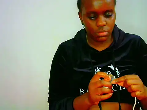 Snapshot of sexydarl chatting on October 31, 2025, 5:15 am sexydarl online show from October 31, 2025, 5:15 am