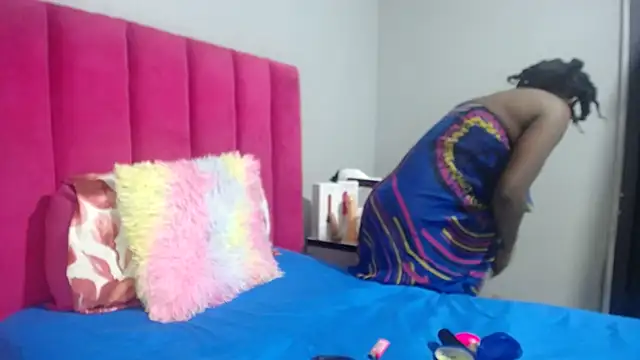 Snapshot of Shaniko89 chatting on November 16, 2025, 3:39 pm Shaniko89 online show from November 16, 2025, 3:39 pm