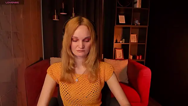 SaraSubtlety online show from March 12, 2026, 1:37 pm