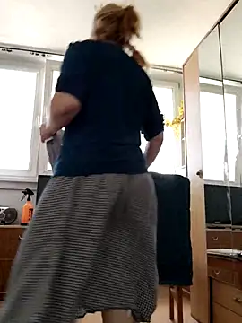 Snapshot of She-devilx chatting on July 9, 2026, 1:10 pm She-devilx online show from July 9, 2026, 1:10 pm