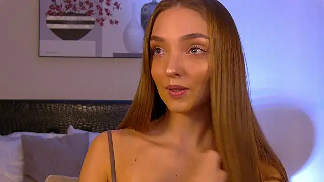 Snapshot of VirginieCruz chatting on November 24, 2025, 7:14 pm VirginieCruz online show from November 24, 2025, 7:14 pm