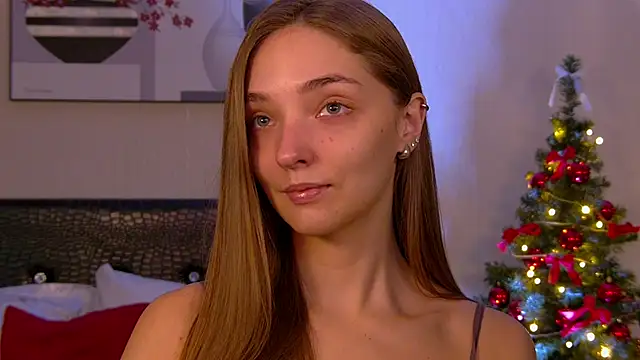 VirginieCruz online show from December 22, 2025, 5:18 am