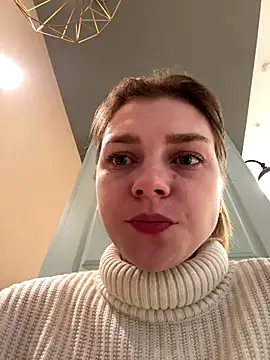 ValenciaShock online show from November 14, 2025, 6:50 am