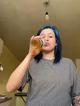 Lucygothic online show from March 5, 2025, 12:27 am