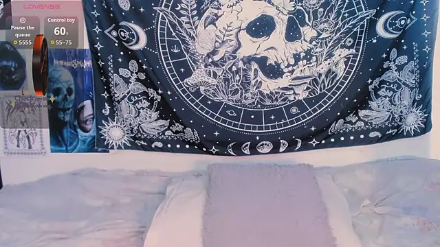 Snapshot of Lexxxxx_ chatting on October 14, 2025, 8:20 pm Lexxxxx online show from October 14, 2025, 8:20 pm