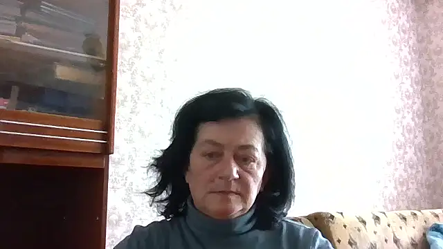Snapshot of GypsiQueen2 chatting on April 24, 2026, 7:32 am GypsiQueen2 online show from April 24, 2026, 7:32 am