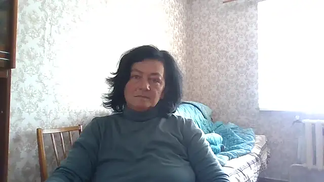 Snapshot of GypsiQueen2 chatting on April 23, 2026, 8:21 am GypsiQueen2 online show from April 23, 2026, 8:21 am