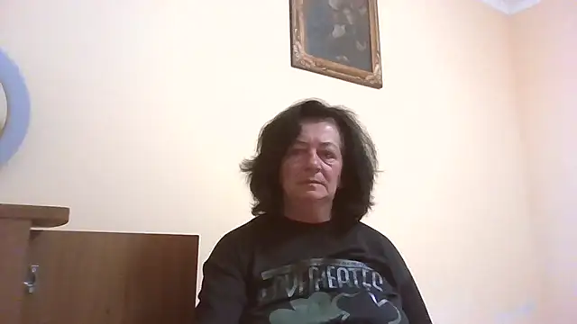 Snapshot of GypsiQueen2 chatting on May 23, 2026, 7:46 pm GypsiQueen2 online show from May 23, 2026, 7:46 pm