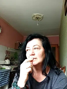 GypsiQueen2 online show from March 3, 2026, 8:54 am