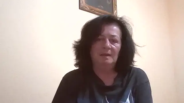 Snapshot of GypsiQueen2 chatting on May 22, 2026, 6:06 pm GypsiQueen2 online show from May 22, 2026, 6:06 pm