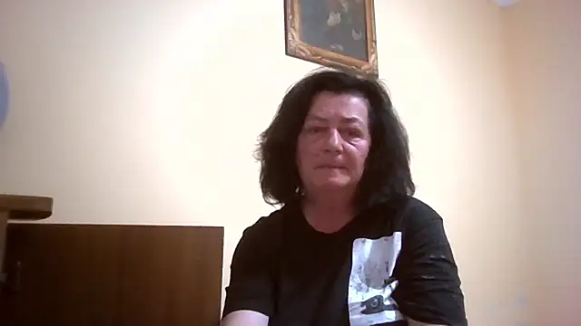Snapshot of GypsiQueen2 chatting on May 29, 2026, 6:14 pm GypsiQueen2 online show from May 29, 2026, 6:14 pm