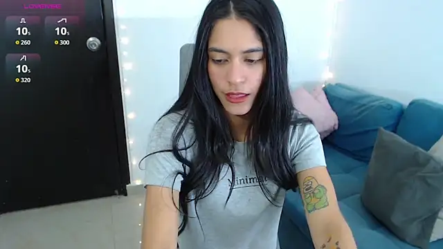 Snapshot of imSophia chatting on September 14, 2025, 9:04 pm imSophia online show from September 14, 2025, 9:04 pm