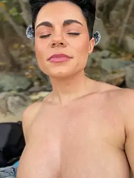 LukeLouHarvey online show from November 29, 2025, 3:50 am