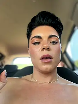 LukeLouHarvey online show from December 22, 2025, 3:50 am