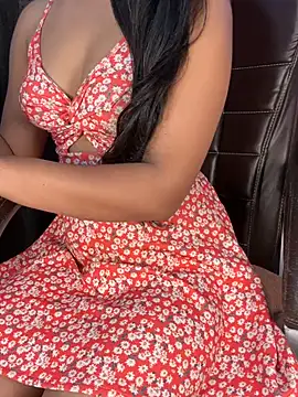 Snapshot of SCHOOL_Girl_0 chatting on February 6, 2025, 12:22 am SCHOOL Girl 0 online show from February 6, 2025, 12:22 am