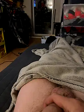 Snapshot of David19932908 chatting on September 30, 2025, 9:21 pm David19932908 online show from September 30, 2025, 9:21 pm