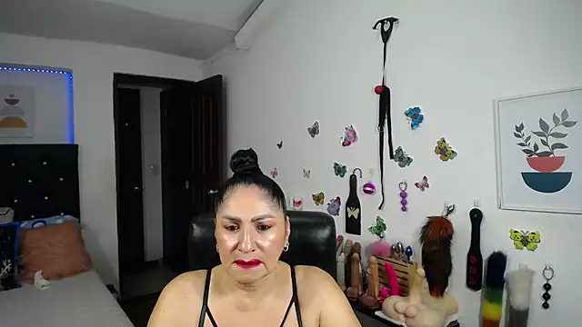 Snapshot of mature_bigboobs10 chatting on November 1, 2025, 4:08 am mature bigboobs10 online show from November 1, 2025, 4:08 am