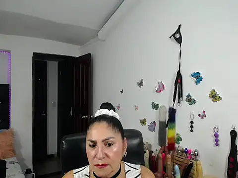 mature bigboobs10 online show from March 12, 2026, 3:45 am