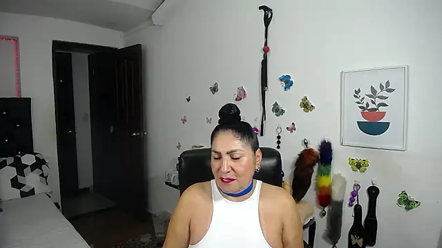 mature bigboobs10 online show from January 17, 2026, 4:38 am