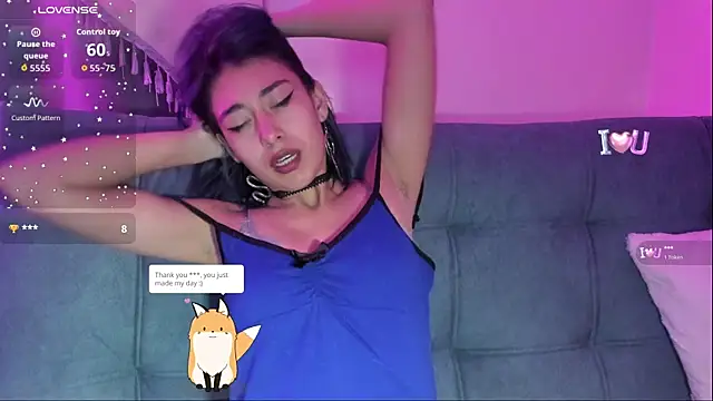 Snapshot of Scarlet_wd18 chatting on November 8, 2025, 5:44 am Scarlet wd18 online show from November 8, 2025, 5:44 am