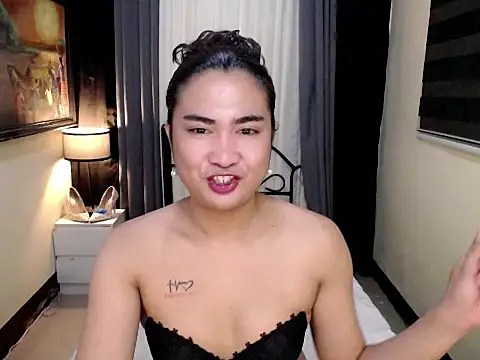 Snapshot of Yesha_harper chatting on June 30, 2026, 3:34 pm Yesha harper online show from June 30, 2026, 3:34 pm