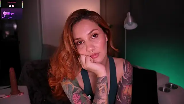 Snapshot of RedJasmine_ chatting on May 25, 2026, 11:25 pm RedJasmine online show from May 25, 2026, 11:25 pm