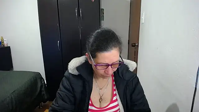 latin49 online show from March 11, 2026, 4:28 am