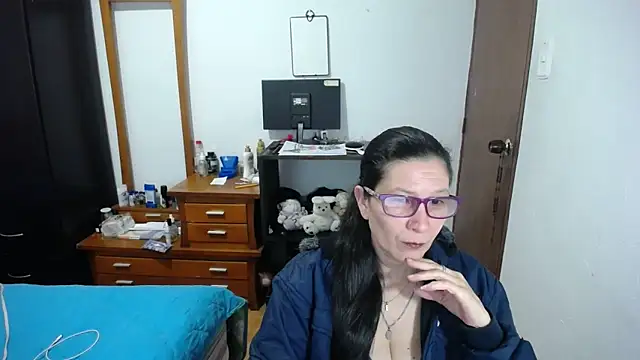 latin49 online show from October 15, 2025, 4:22 am