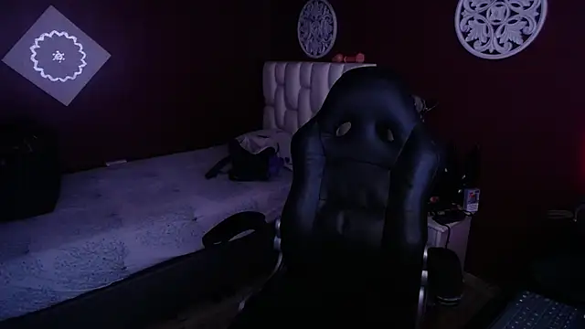 Snapshot of Sarayy_Collins chatting on March 18, 2025, 11:11 am Sarayy Collins online show from March 18, 2025, 11:11 am